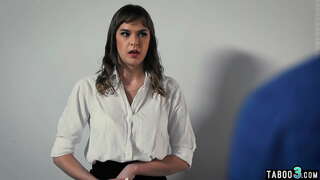 Couage ženu da naručuje njene radnik Izvidnica da je jebeš muž