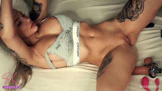 Sexy ti Fi a ris Enjekte sou Webcam