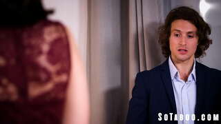 Prom Te Po Kinda Whakaungia Ana Te Riri I Waenganui I Bro, Me Te Tuahine