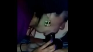 Die BESTE van BEIDE WÊRELDE! Latyns-amerikaanse en Asiatiese slet het&#039;n wilde sexy milf met&#039;n BBC