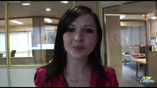 ���ექსი სთავაზობს დიდი სიამოვნებით