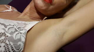 оближи жана понюхай мою подмышку